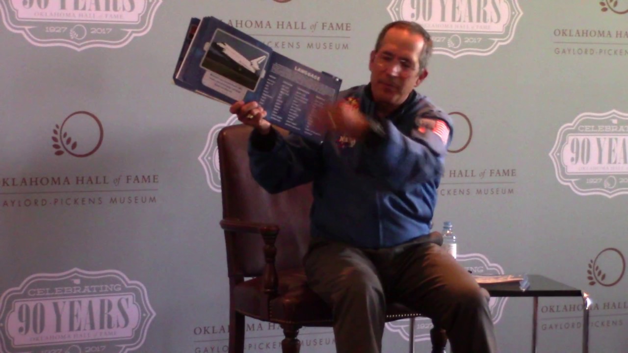 Dr. John Herrington Reads to Kids at the Oklahoma Hall of Fame YouTube