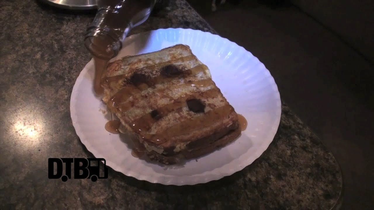 Michael Jagmin (of A Skylit Drive) Cooks Dark Chocolate French Toast - COOKING AT 65MPH Ep. 2