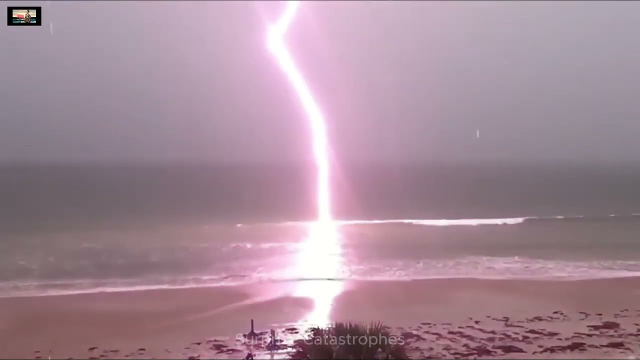 Compilation of amazing moments of lightning strikes on camera