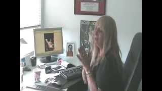 Download lagu DEBBIE JACKSON WINS MICHAEL JACKSON'S 45TH BIRTHDAY BELT