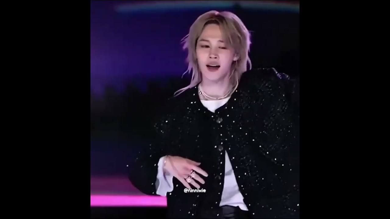 mogged #blink #blackpink #reels #imnotcool #catwnederseo #fyp #yoongioftaetae #lgbt #🏳️‍🌈