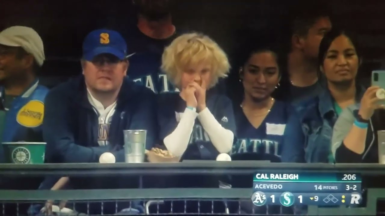 Mariners Clinch Wild Card Spot!! YouTube