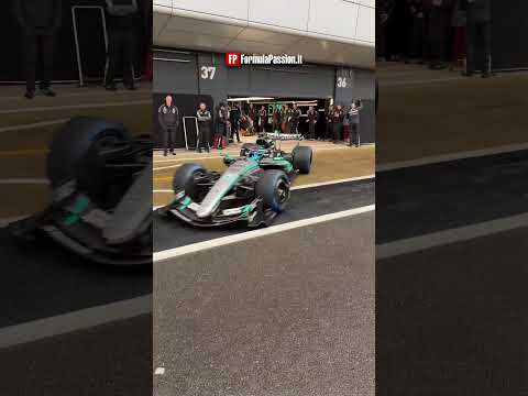 Video MERCEDES F1 2026 SUBITO IN PISTA A SILVERSTONE