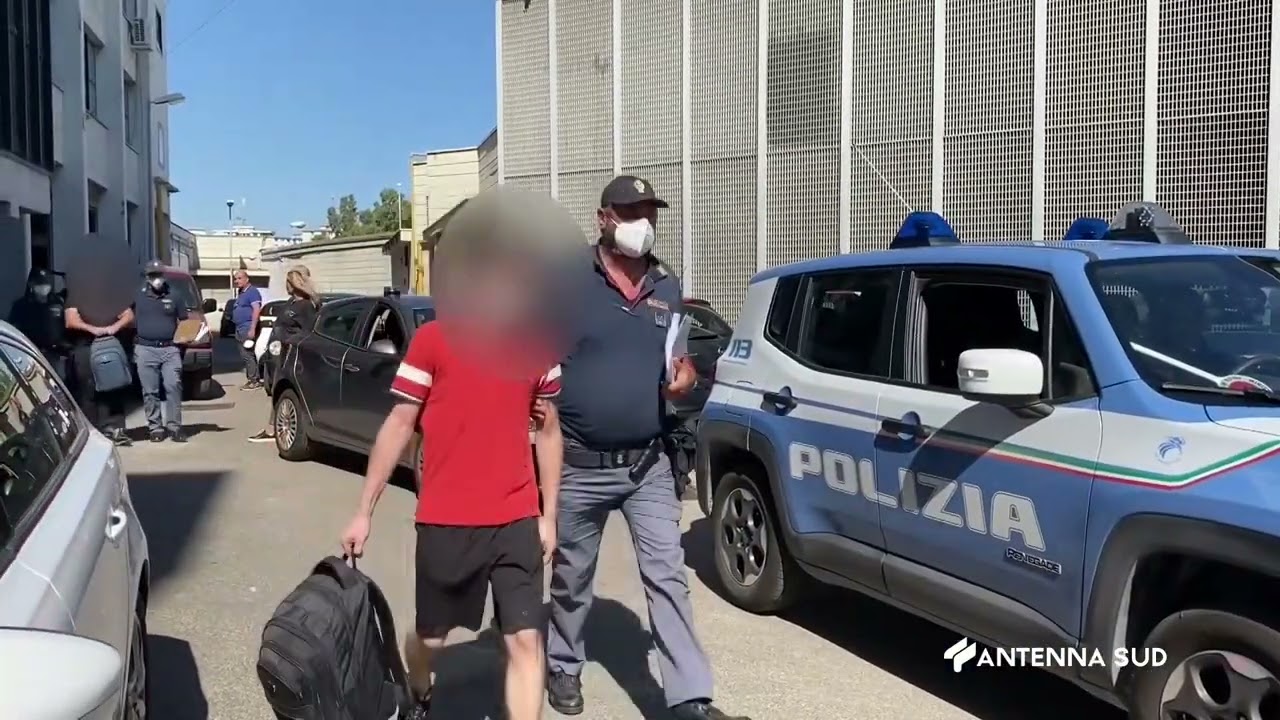 30 Gennaio 2023   Brindisi   ''pizzo'' alla criminalita’ organizzata, 13 arresti della polizia