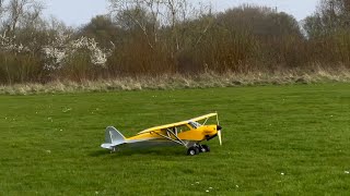 Hangar 9 Carbon Cub 15cc EP Dualsky GA2000R.7 465kV Maiden Flight