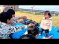 こっちおいでー!赤ちゃん争奪戦!だーしまファミリー普段の様子