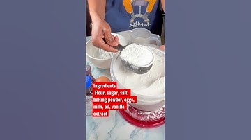 Easy homemade waffle recipe. Delicious fluffy, homemade Waffles #breakfast easy waffle recipe! #yum