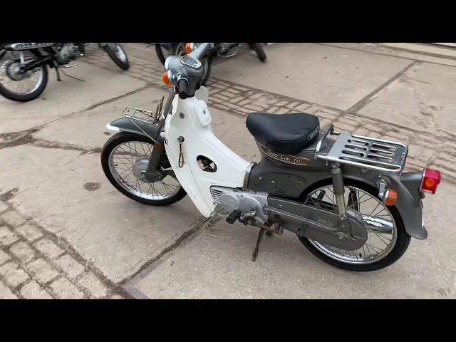 Honda Super Cub 70 - YouTube