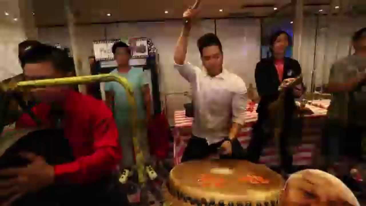 hong cf wedding lion dance