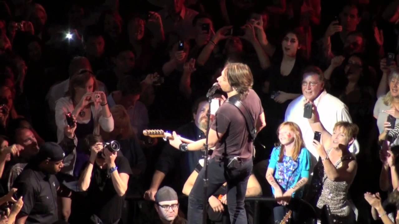 Keith Urban - I'm In, Jeans On (San Jose) HD