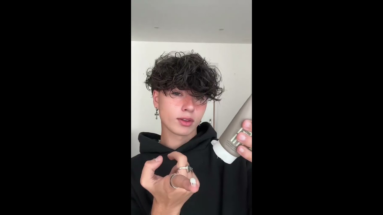 Wavy Hair Tutorial 