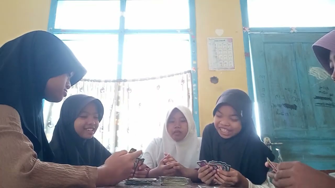 Main unoo sama temen temenn guyss subscribee dan like plis bantuu