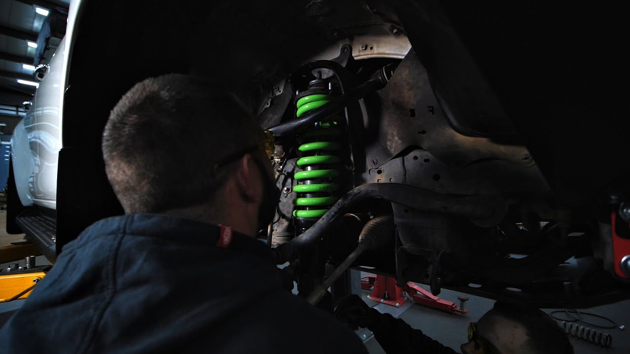 Vehicle Build: "Ironvan" Toyota Hilux Bush Truck Episode 10: Suspension