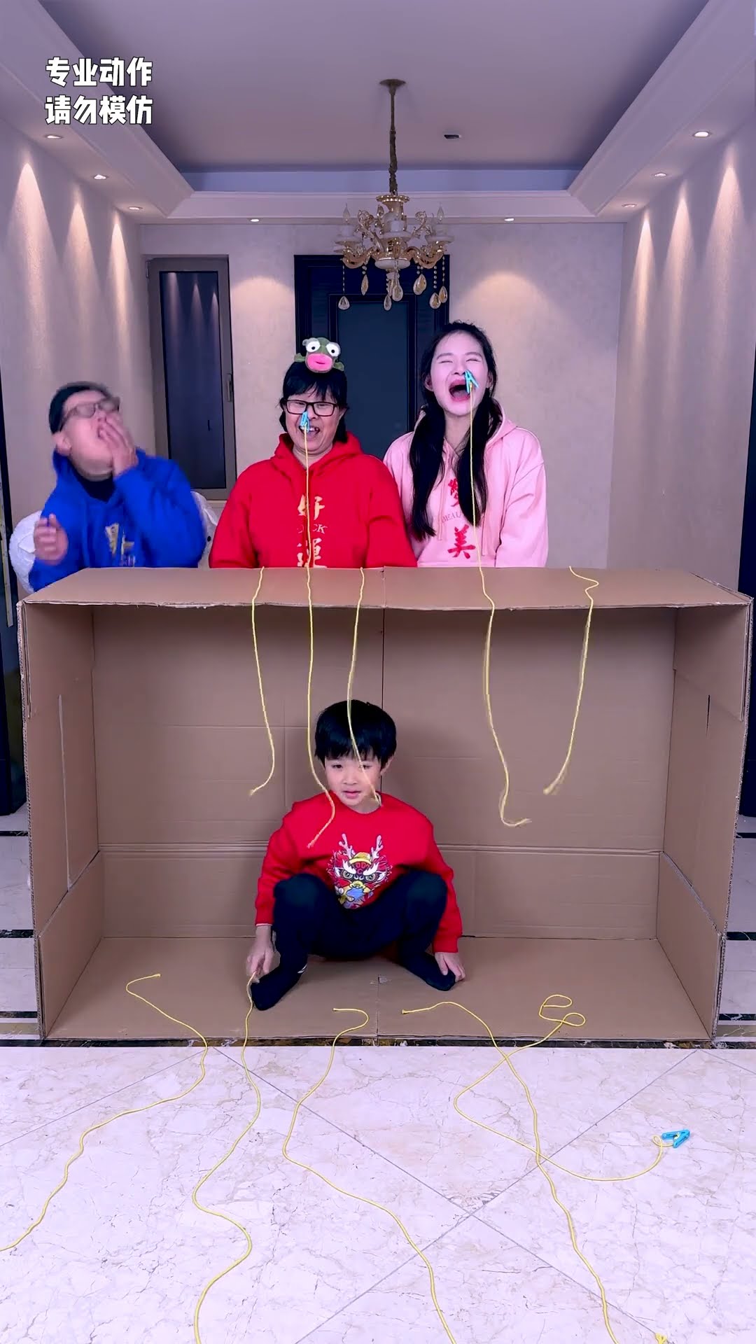 Children's Rope Pulling Challenge! Be Careful Of The Punishm#Funnyfamily#Partygames#Shorts#Challenge