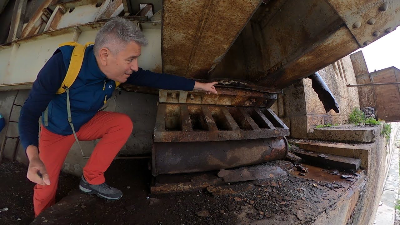 Így rohad a Petőfi híd