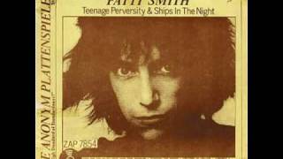 Patti Smith - Louie-Louie/Pale Blue Eyes chords