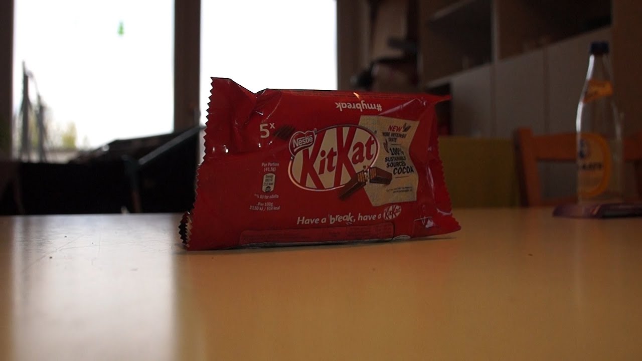 5 Steps to Eating a Kit Kat (the wrong way) YouTube