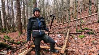 Building a Bushcraft Canopy Bed
https://www.waldhandwerk.de/kurs-informationen/ With Susanne Williams: https://www.youtube.com/user/susannewilliams
https://www.facebook.com/Waldhandwerk https://www.instagram.com/waldhandwerk/
Waldhandwerk Bushcraft - Survival Trainings: http://waldhandwerk.de/
BUSHCRAFT Das Buch vom Waldhandwerk: http://amzn.to/2vFavxA
APO1 from Lilly: https://www.survivallilly.at?ref=993
Kanal auf deutsch: https://www.youtube.com/channel/UCr2lN0oni_JeMepgjmZKZqA
English Channel: http://www.youtube.com/user/Waldhandwerk
Bushcraft Canopy Bed Building: Shelter and Comfort in the Wilderness
This video features bushcraft enthusiasts Sepp and Susanne as they demonstrate how to construct a bushcraft canopy bed, an impressive structure that offers both shelter and comfort in the wild. They begin by showing the completed canopy bed, which is essentially a roof built on top of a previously constructed bed.
Building the Canopy Bed:
Foundation and Structure: Sepp starts by clearing the area and preparing the base for the bed. He uses various tools like an axe and a saw to cut and shape logs and branches. He constructs a sturdy bed frame by expertly joining logs using notches and secures upright posts in the ground.
Canopy Framework: The main structure of the canopy is then added, forming a pitched roof over the bed frame. Sepp and Susanne work together to position and secure the long, flexible branches that will form the roofs ribs.
Roofing: They cover the canopy with a tarp to provide shelter. For additional insulation and camouflage, they add spruce branches and moss on top of the tarp.
Final Touches and Features:
The completed canopy bed is a hybrid bushcraft structure, blending natural materials with a tarp for enhanced protection. The bed is elevated, filled with leaves, and covered with a tarp for insulation. Sepp explains that this setup will be particularly useful during winter, as snow will provide additional insulation. The video concludes with both Sepp and Susanne inside their newly built canopy bed, inviting viewers to watch their next adventures.
#Bushcraft #Survival #ShelterBuilding #OutdoorSkills #DIY #WildernessLiving #Camping #Can #waldhandwerk Building a Bushcraft Canopy Bed