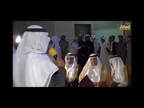 لحظة تكريم الشاعر فيصل ال منيع من اسرة ال منيع وقصيده ترفع الراس للشاعر علي الخراشي في حفل ال منيع