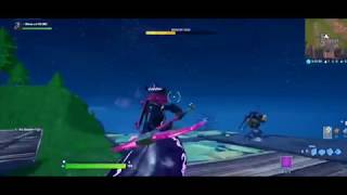 HOW TO DO TINY PLAYER glitch in fortnie screenshot 4