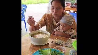 Homeless Single Mother Survives by Selling Scrap to Support Her Child