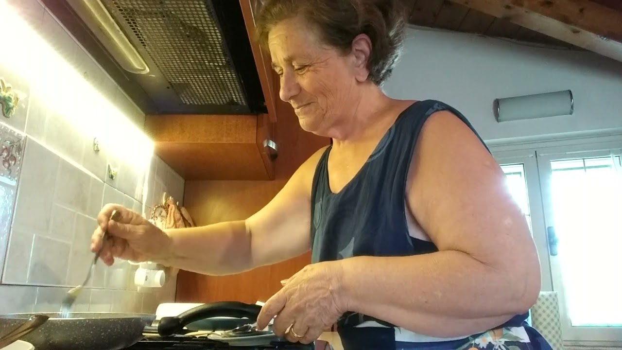 Semplicità fa rima con  bontà frittelle di cipolla  #cucinaitaliana #cucinacalabrese  #antipasti