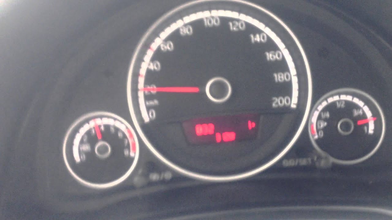 Volkswagen Up! 1.0 MPI Acelerando de 0 a 100