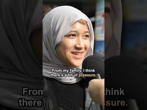 <strong>Do</strong> Young Singaporeans Feel Pressured to <strong>Date</strong>? #shorts