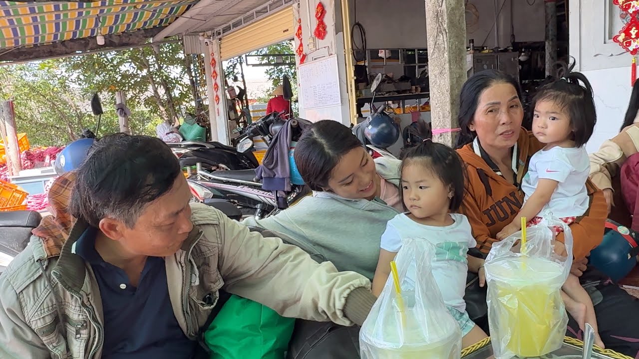 Bé Moon Bé Bơ Chia Tay Ông Bà Ngoại Trở Về Bình Dương - Kết Thúc Hành Trình Thăm Quê | TNCM