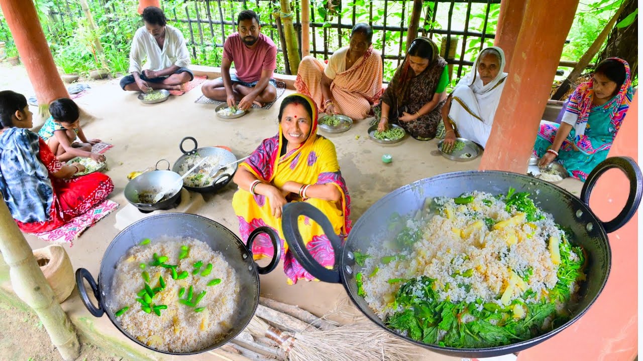 বৃষ্টির মধ্যে মায়ের হাতে স্পেশাল খুদের ভাত সঙ্গে টকশাক ও দুধমানকচু শাক রান্না | Khuder Bhat recipe