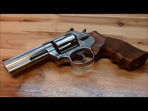 Револьвер Смит Вессон 686 Плюс: детальный обзор