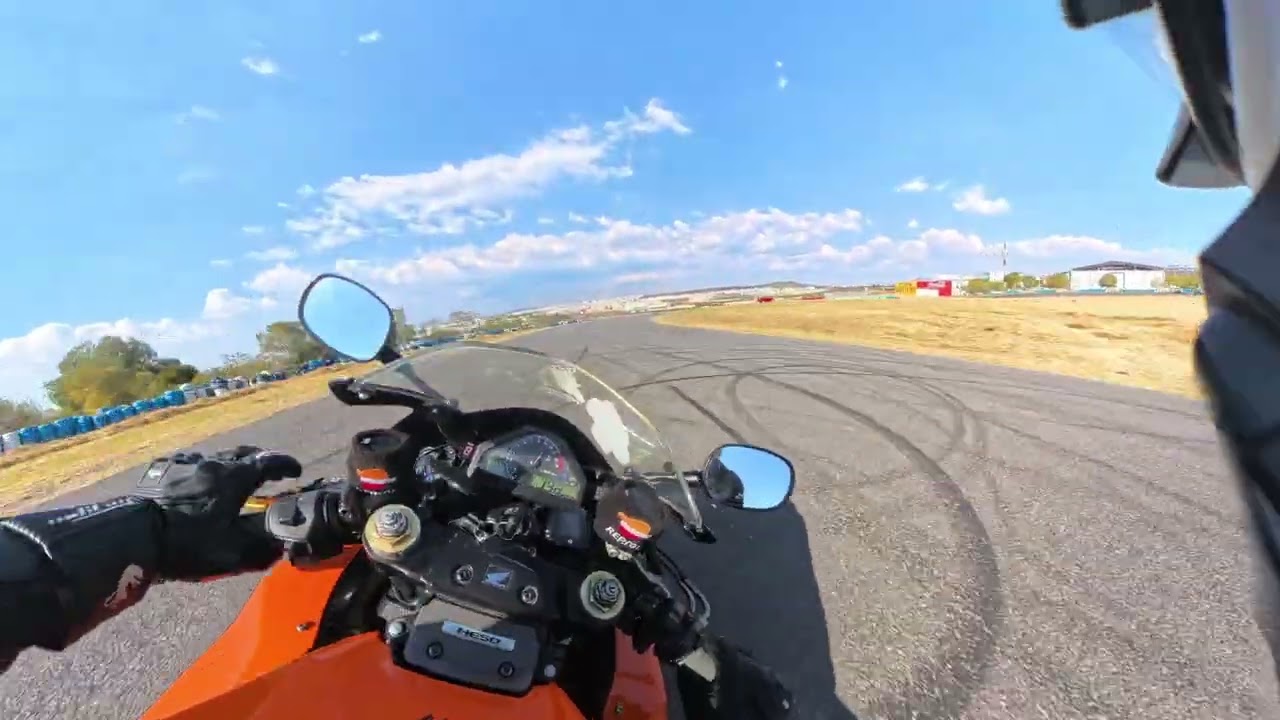 Autodromo Ecocentro Queretaro/ Full lap Cbr1000rr On board 1.13.38”