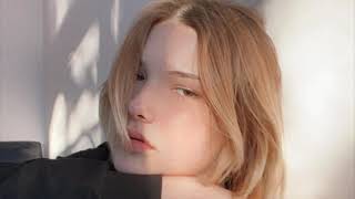 Julia Blank- think about it