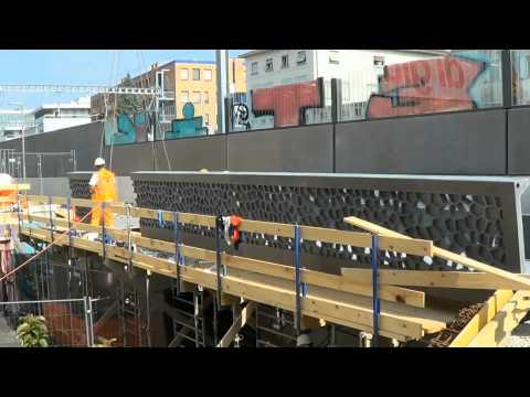 Première passerelle entièrement