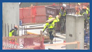 38-story Signia Hotel construction ahead of schedule thanks to mild weather