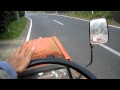 2010年１２月６トラクター国道走る