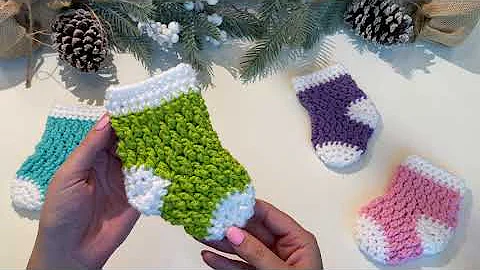 Crochet Mini Christmas Stocking
