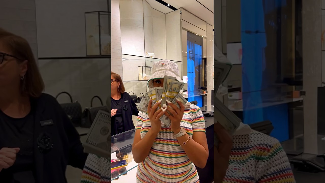 It’s an #ACTBAD Summer Season. @CityGirls auf YouTube ansehen It’s an #ACTBAD Summer Season. @CityGirls auf YouTube ansehen