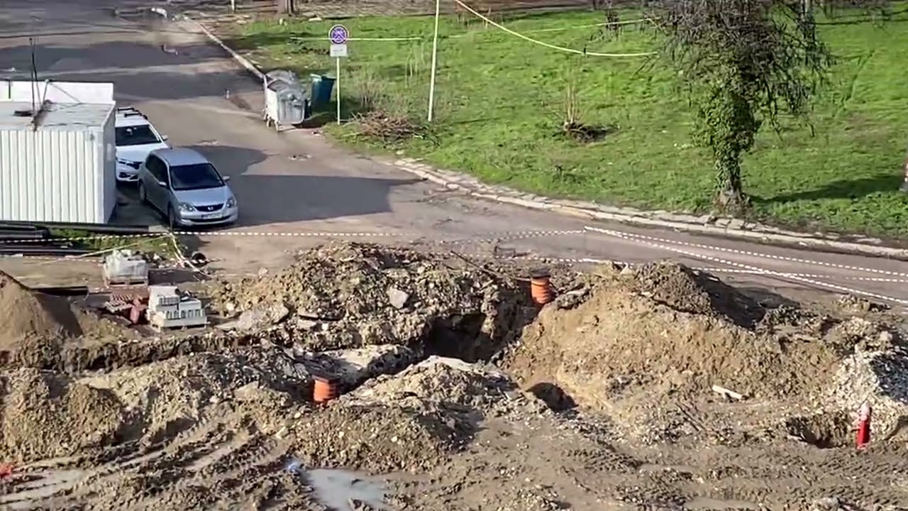 ПРОДЪЛЖАВА РАБОТАТА ПО ИЗГРАЖДАНЕТО НА ЦЕНТРАЛНАТА ТРИБУНА НА СТАДИОН ЛОКОМОТИВ В ПЛОВДИВ-16.02.2026