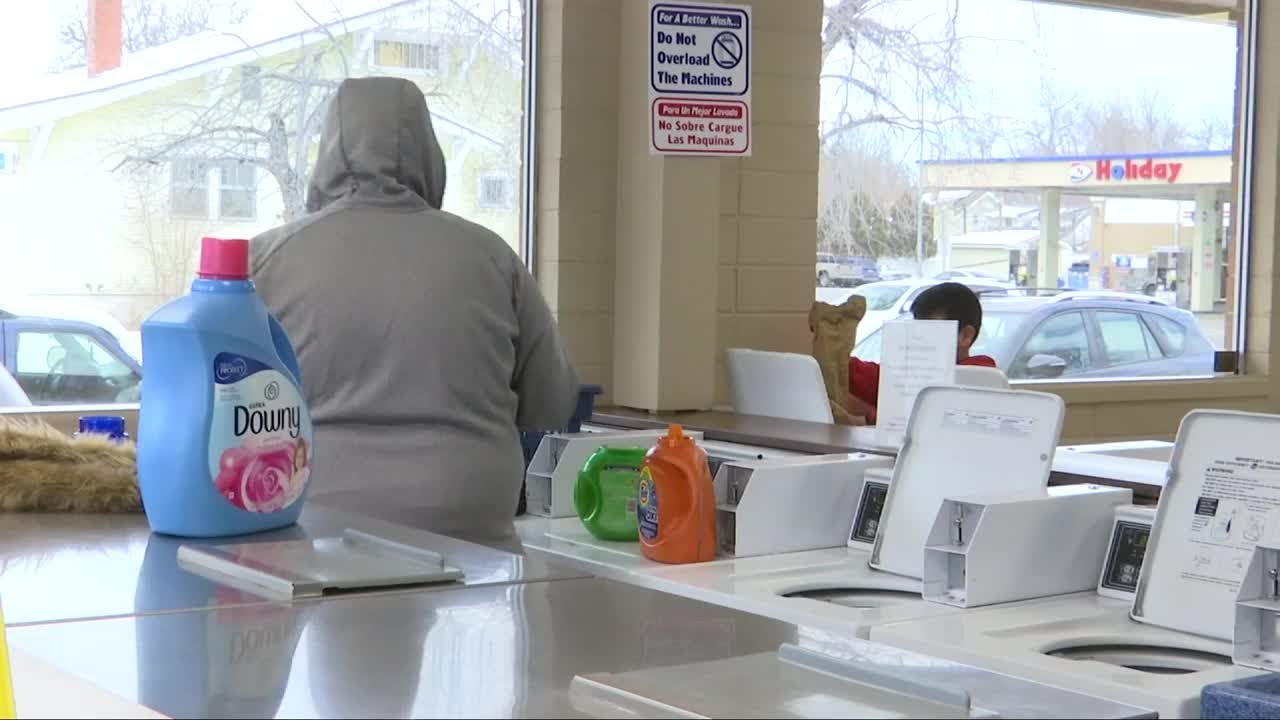 Junior league helps out with laundry YouTube