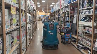 There's something Freaky 😱 in FredMeyer!