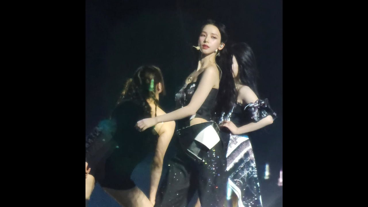 20230813 Aespa US Tour Los Angeles - ‘Salty&Sweet’ KARINA Fancam - YouTube