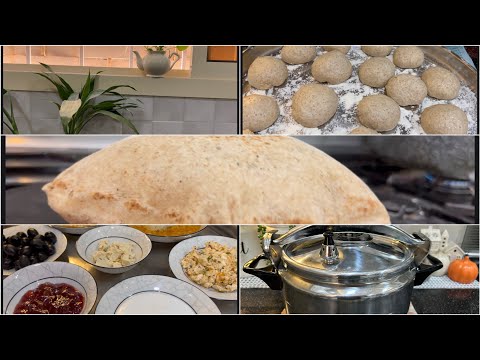 خبزت خبز من الصباح الباكر ومرق عدس لذيذ وغسيل وتنظيف ترامس الشاي والقهوه