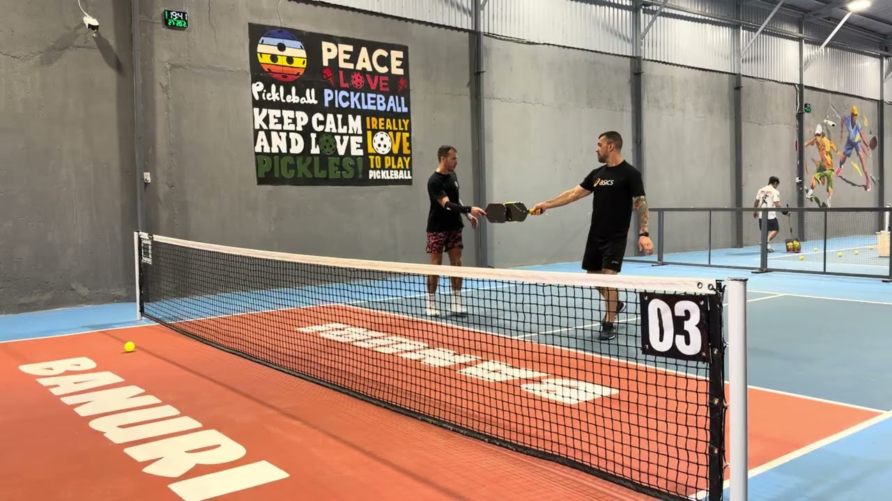 Миша и Костя vs. Вьеты клуб Банури