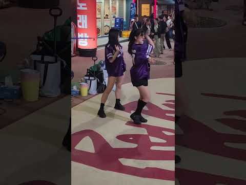 Kpop&amp;<strong>amp</strong>;JHKTV]#LadyB in hongdae kpop dance#MidasTouch#KISS OF <strong>LIFE</strong>#레이디비 홍대케이팝댄스#쇼츠 #shorts