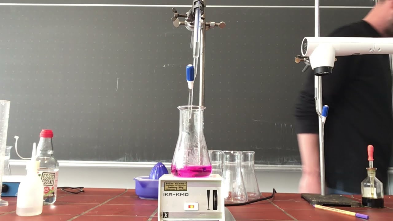 Titration von Essigsäure in Essig und Essigessenz