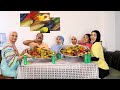 تحدي اكل اكبر صنيتين محشي وفراخ ولايم العرب والخسران تحدي اكل اكبر صنيتين محشي وفراخ ولايم العرب والخسران
