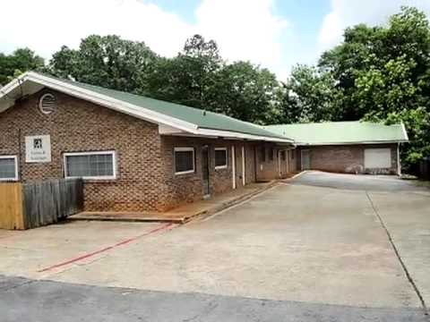 838 Everee Inn Rd, Griffin, GA home video tour