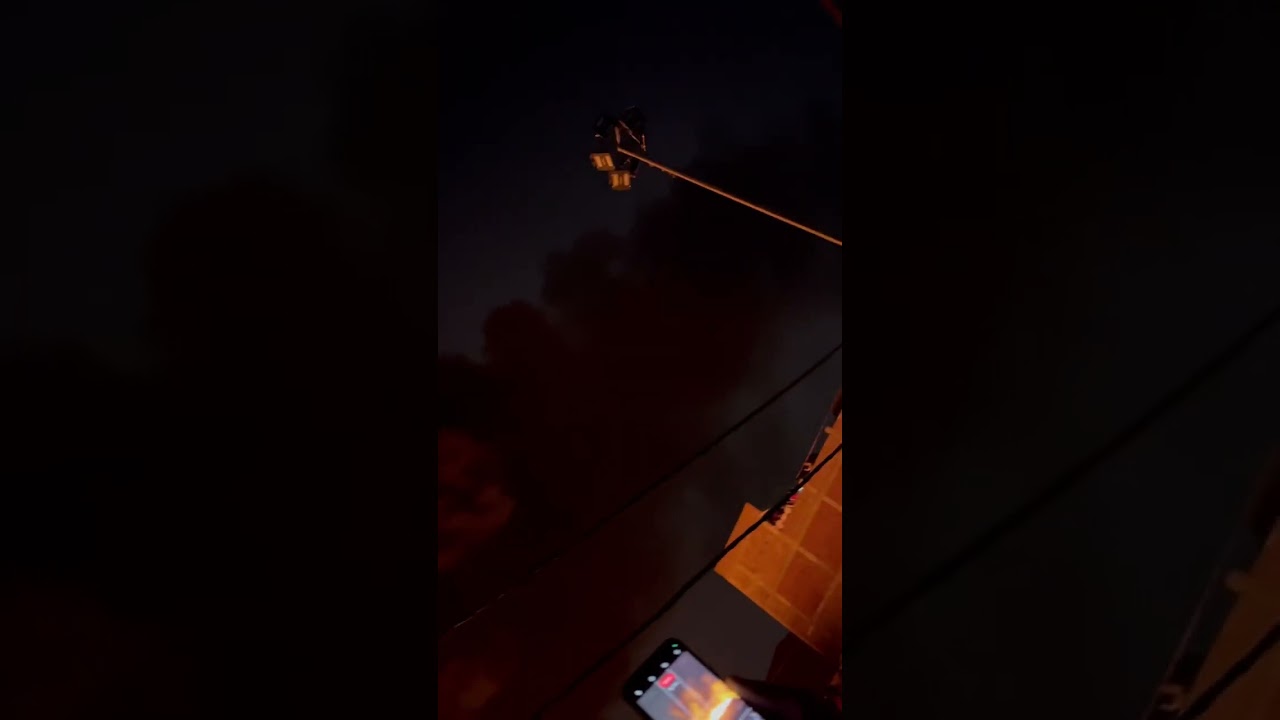 Huge Fire caught in Railpar,Asansol😱😱 