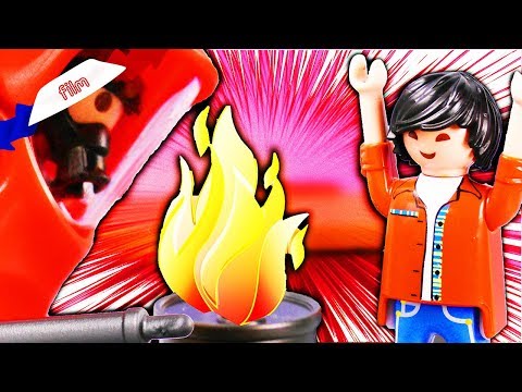 Film Playmobil en français - Une expérience chimique qui tourne mal pendant le cours